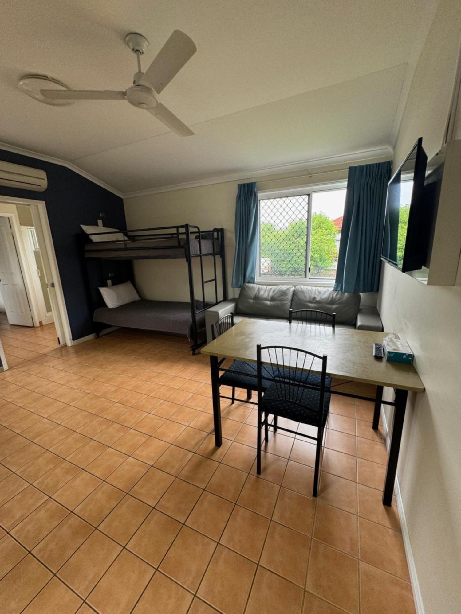 Mareeba Motor Inn Zewnętrze zdjęcie